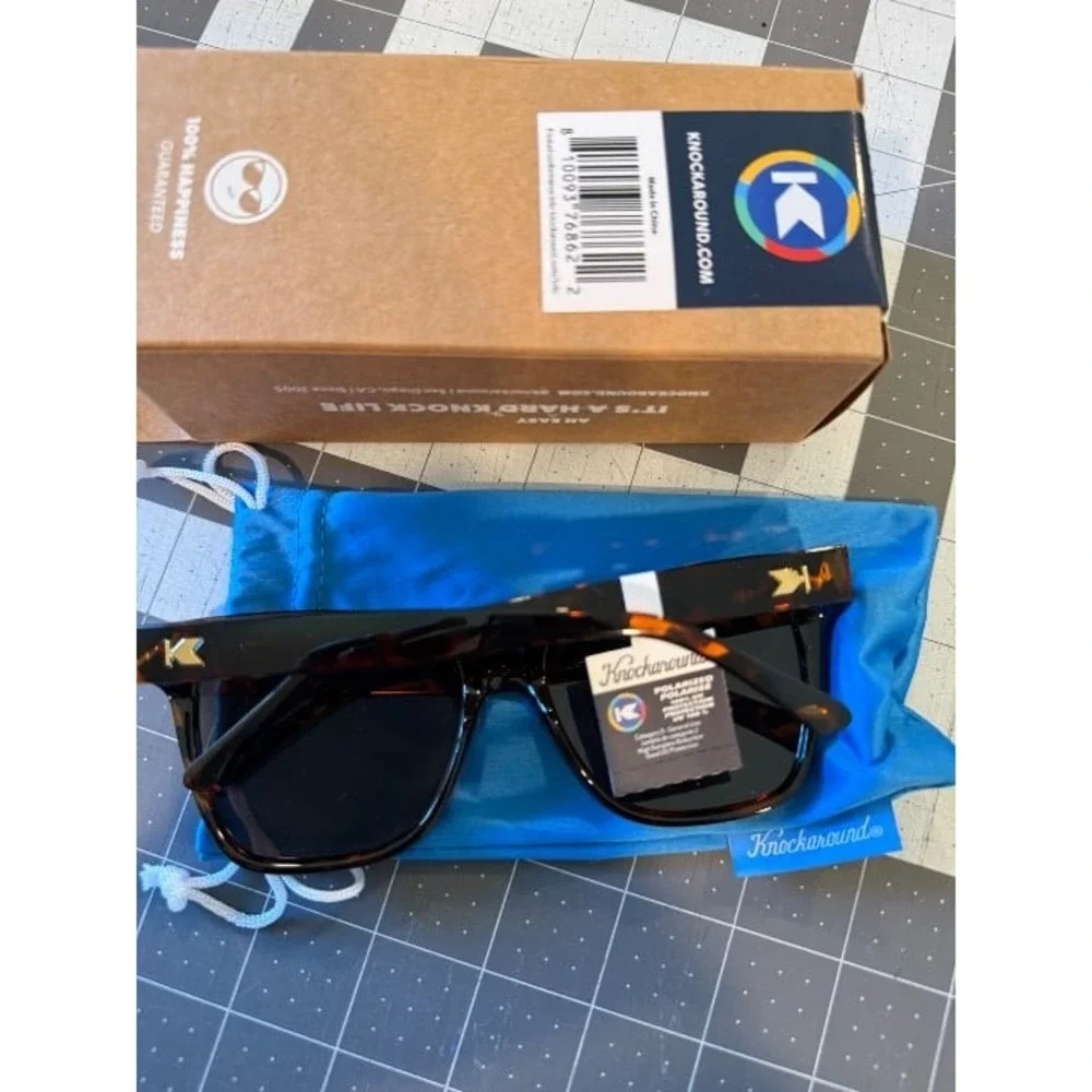 NWT Knockaround Palomas Sunglasses Womens